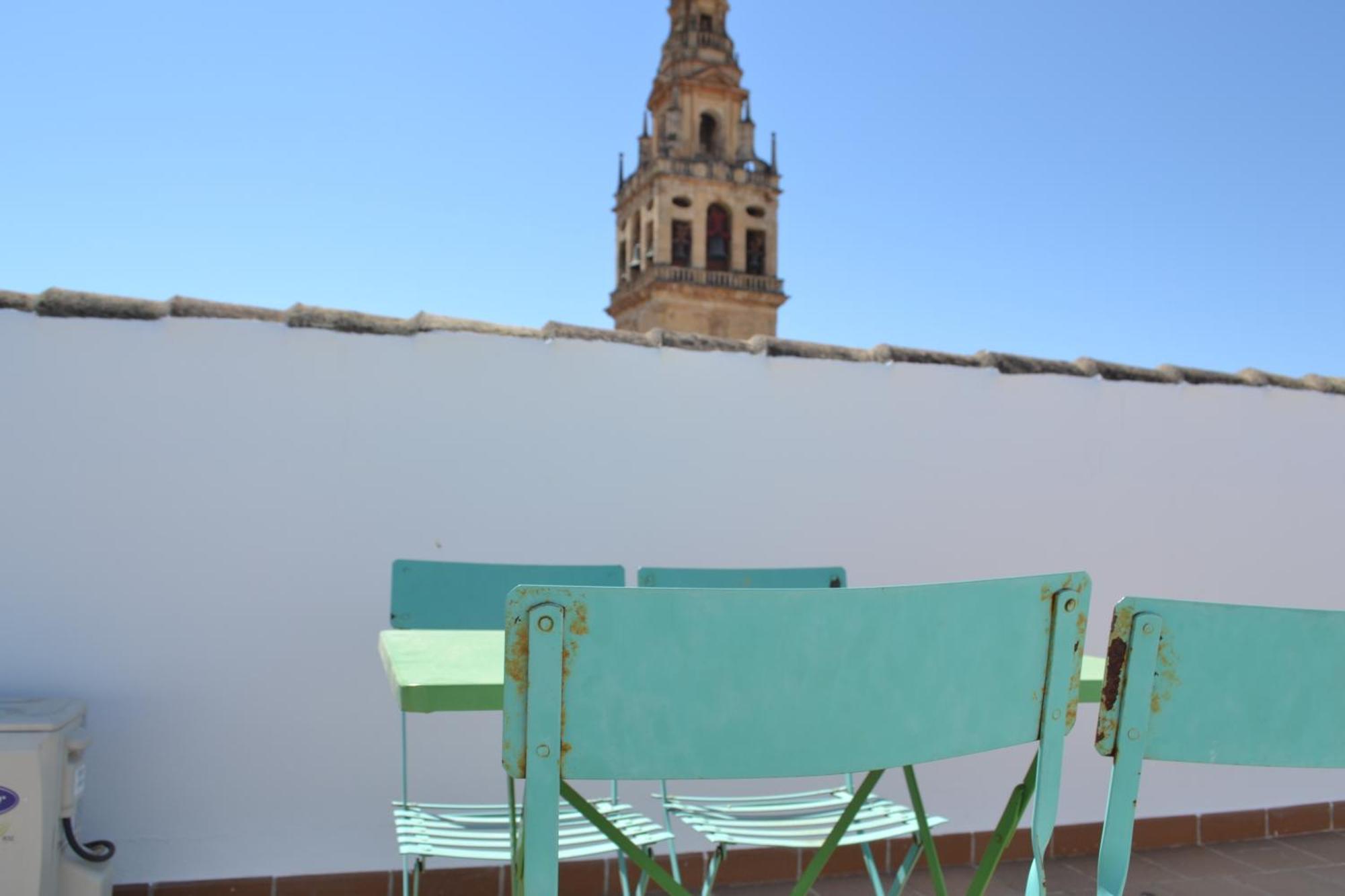 Sunshine Patio De La Hoguera Cordoba